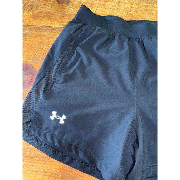 NWT Mens Under Armour Black Athletic Athleisure Lined‎ Shorts Pockets Medium - Picture 3 of 7